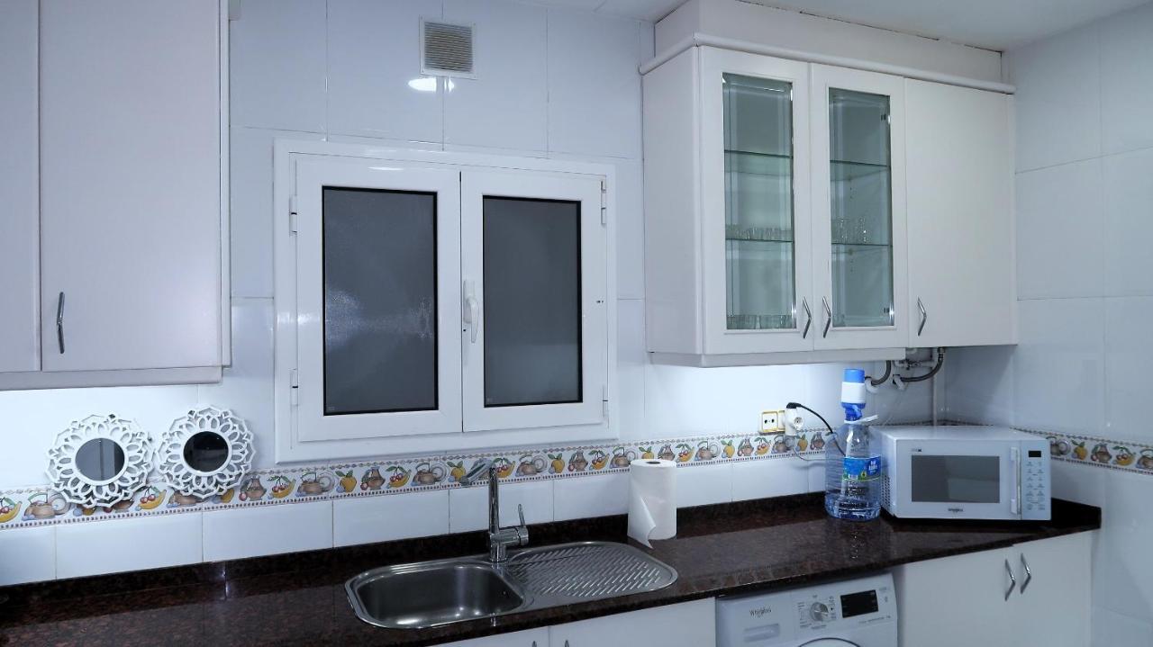 Entire Apartment , 2 Bedrooms Newly Remodeled Center Sitges Barcelona Exterior photo